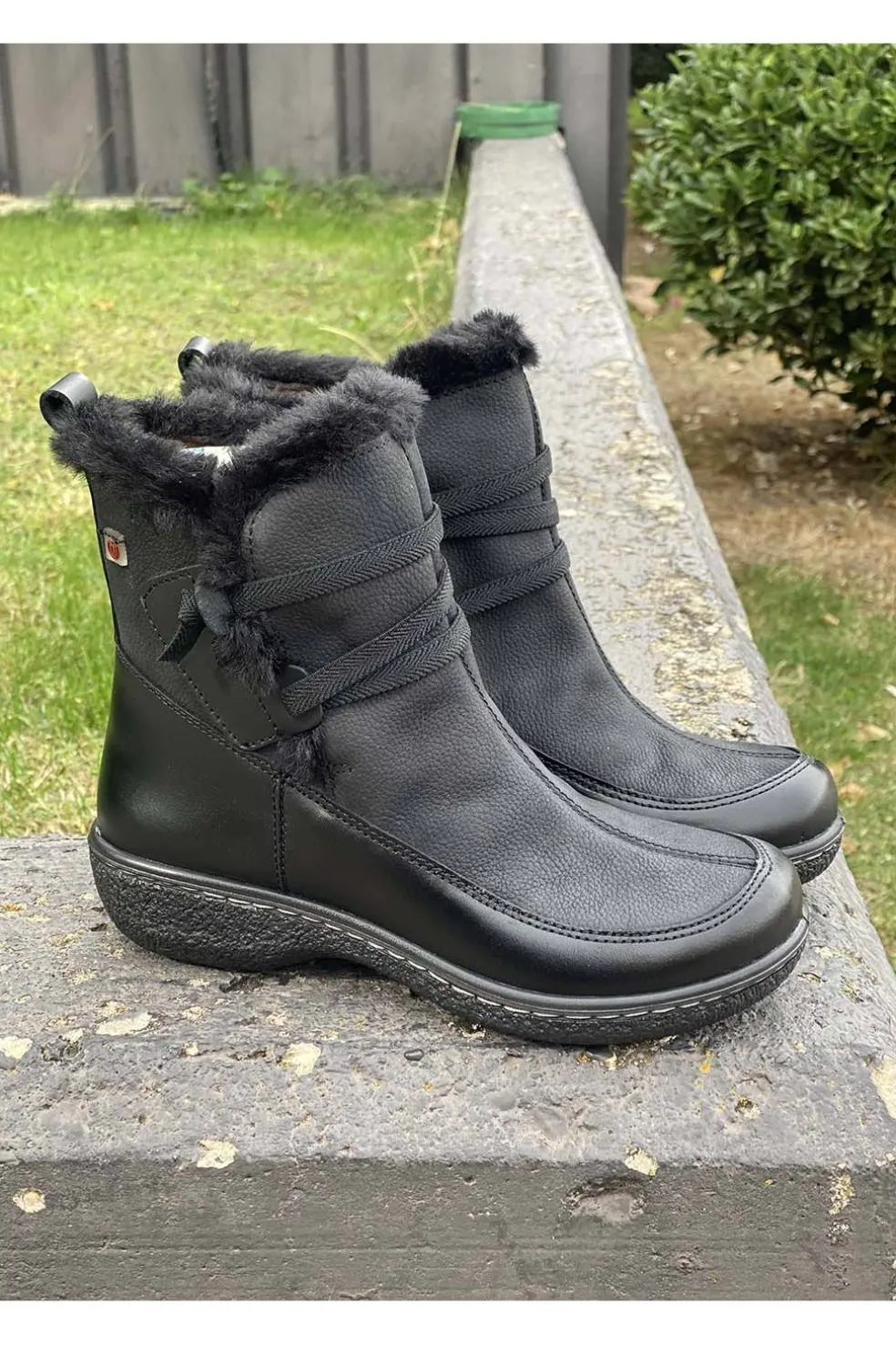 Botín Laura Azaña LA11963bi noa negro