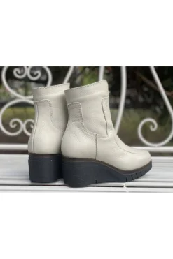 botín Paula Urban 10 1303 off