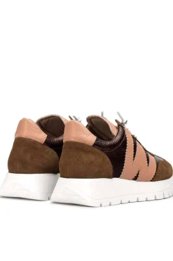 Deportivo Mujer Wonders odisei a2476 coñac