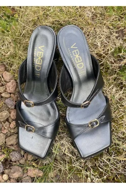 sandalia vexed chanel 22210 piel nacar negro