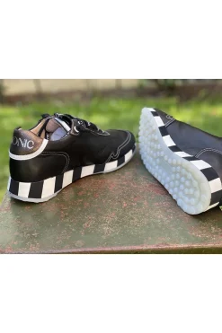 Snekers Nemonic 2304 Sauvage Negro